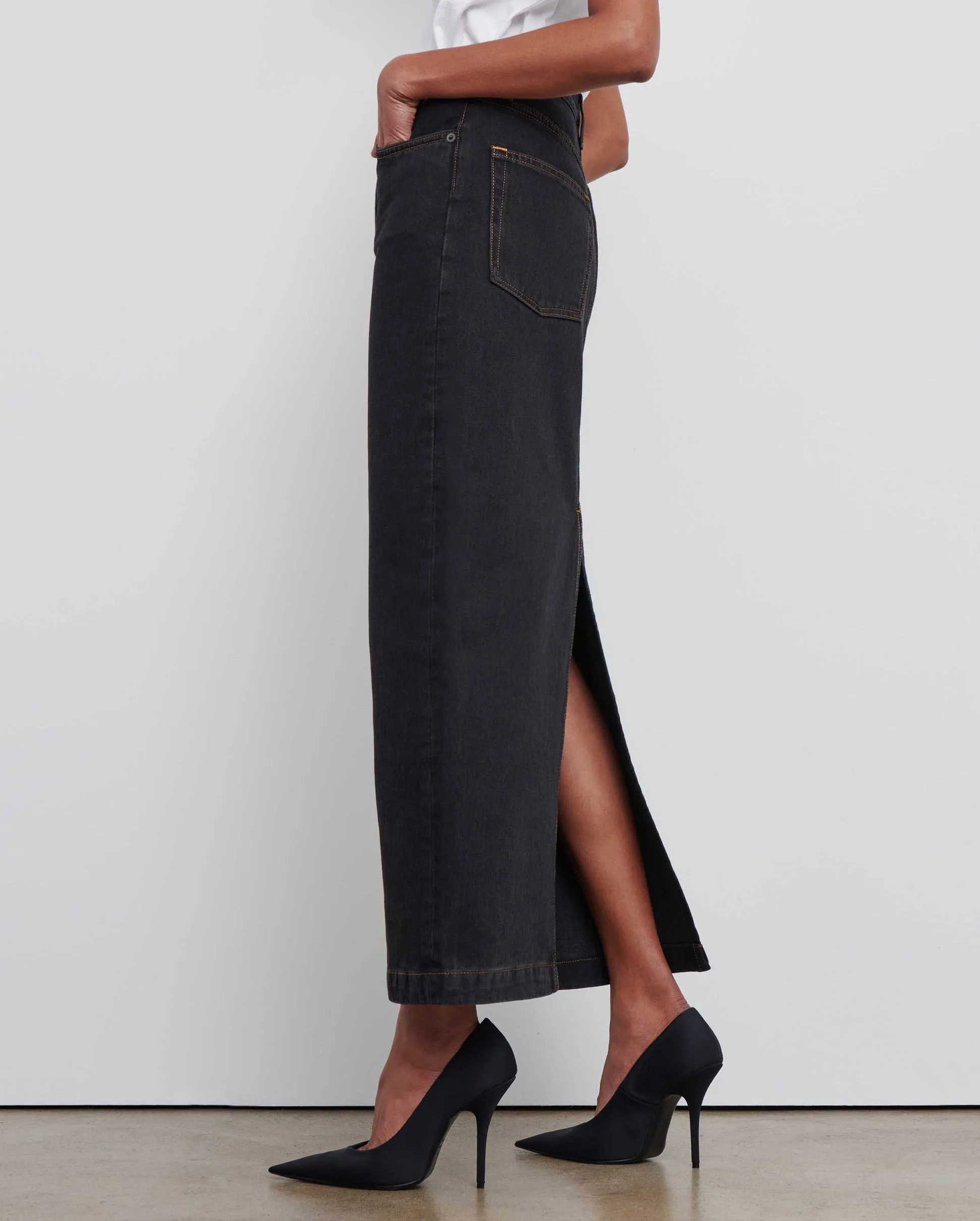 DENIM COLUMN SKIRT / BLACK