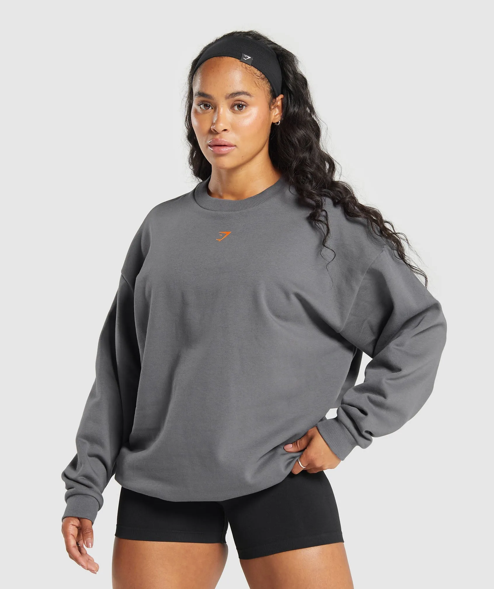 Gymshark Strong Girl Lifting Club Oversized Graphic Crew - Pitch Grey