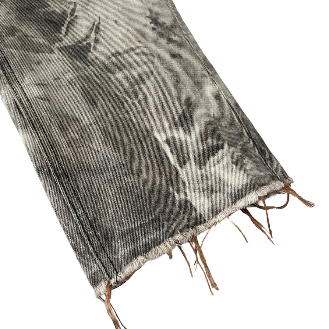 Relaxed (distressed) Denim Jeans in Quartz / 38" x 32"